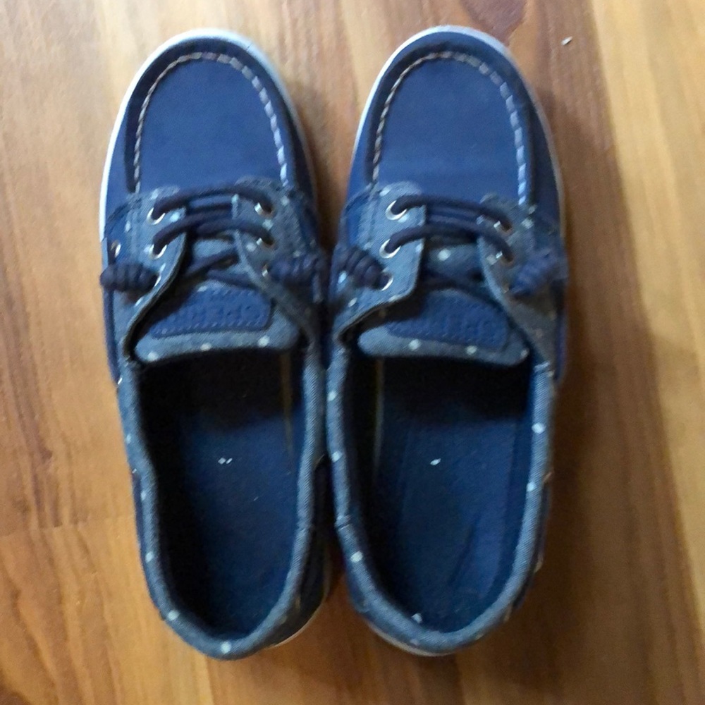 Kids shoes size 2